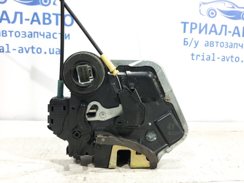 Замок двери задний правый Suzuki Grand Vitara JT 2.0