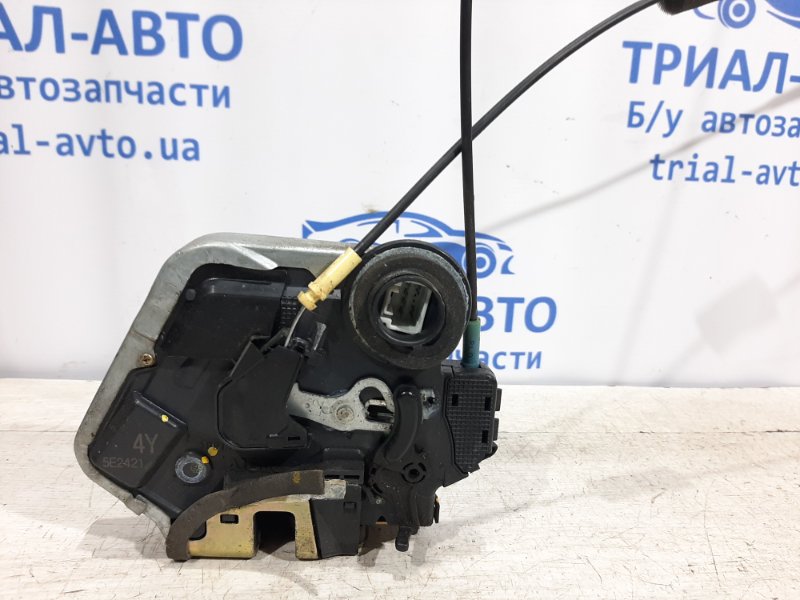 Замок двери задний левый Suzuki Grand Vitara 2005-2016 JT 2.0 Бензин J20A 8235065J11 Б/У