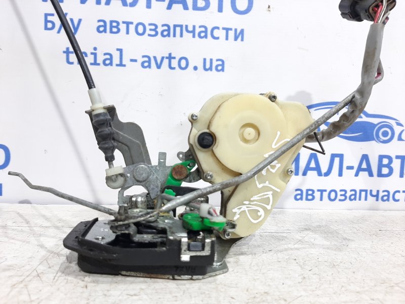 Замок двери передний правый KIA Sorento 2002-2009 BL 2.5 Diesel 813203E010 Б/У
