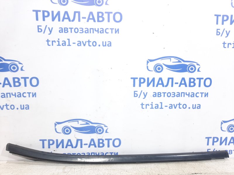 Молдинг двери задней правой Mitsubishi L200 2006-2015 KB 2.5 Diesel MN117616 Б/У