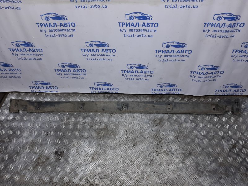 Накладка порога внешняя правая Suzuki Grand Vitara 2005-2016 JT 2.0 7756065J00 Б/У