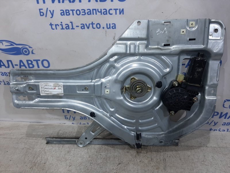 Стеклоподъемник задний левый Hyundai Tucson 2004-2009 JM 2.0 дизель 834052E000 Б/У