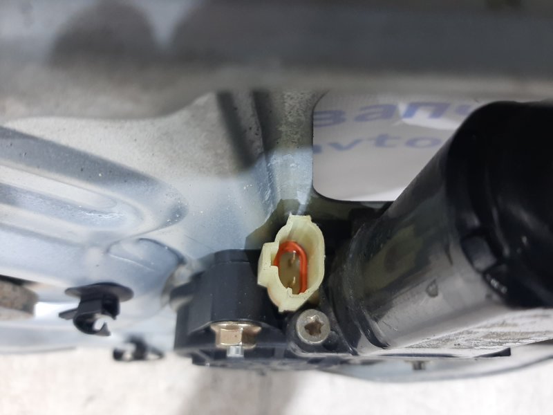 Стеклоподъемник задний левый Hyundai Tucson JM 2.0 дизель