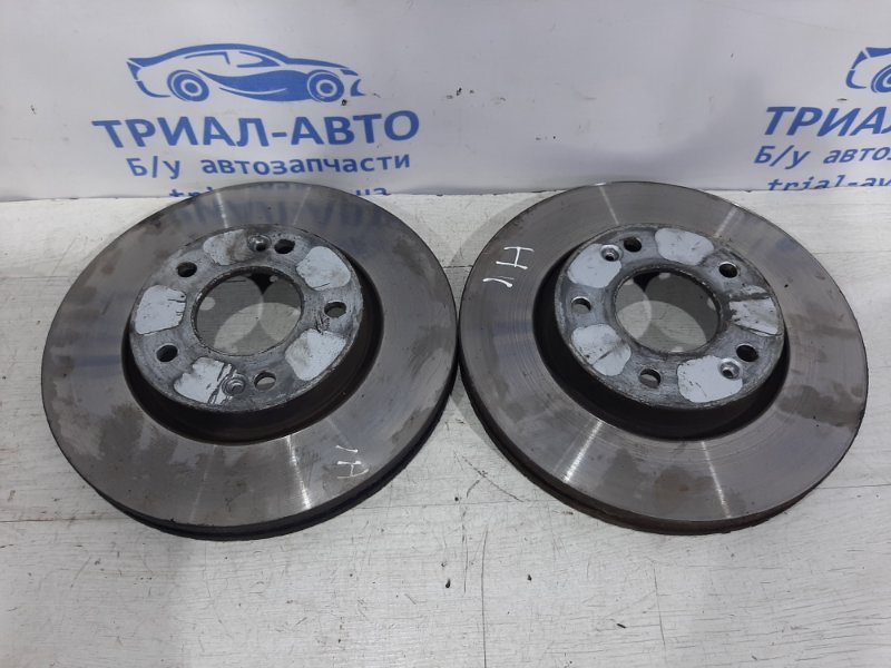 Диск тормозной передний Hyundai Tucson 2004-2009 JM 2.0 дизель 517122c000 Б/У