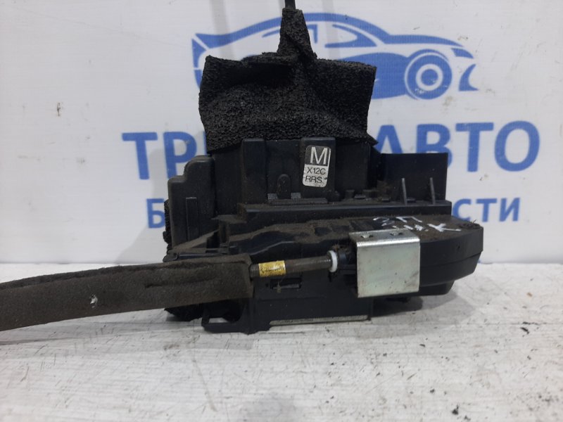 Замок двери задний правый Juke 2010-2019 F15 1.6 turbo