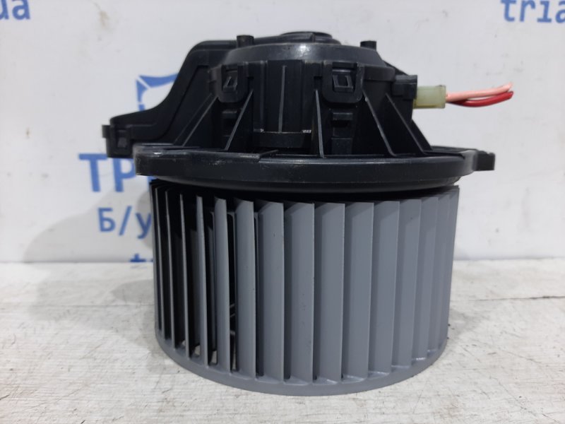 Моторчик печки Hyundai IX35 2010-2017 LM 971132Y500 Б/У
