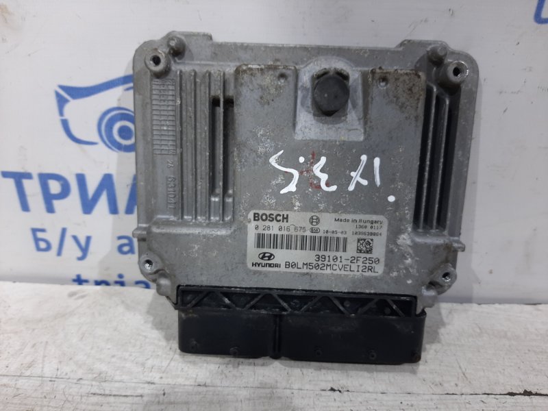 Блок управления двигателем Hyundai IX35 2010-2017 LM 391012F250 Б/У