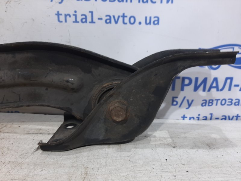 Рычаг задней подвески продольный правый Chevrolet Captiva C140 2.2 diesel