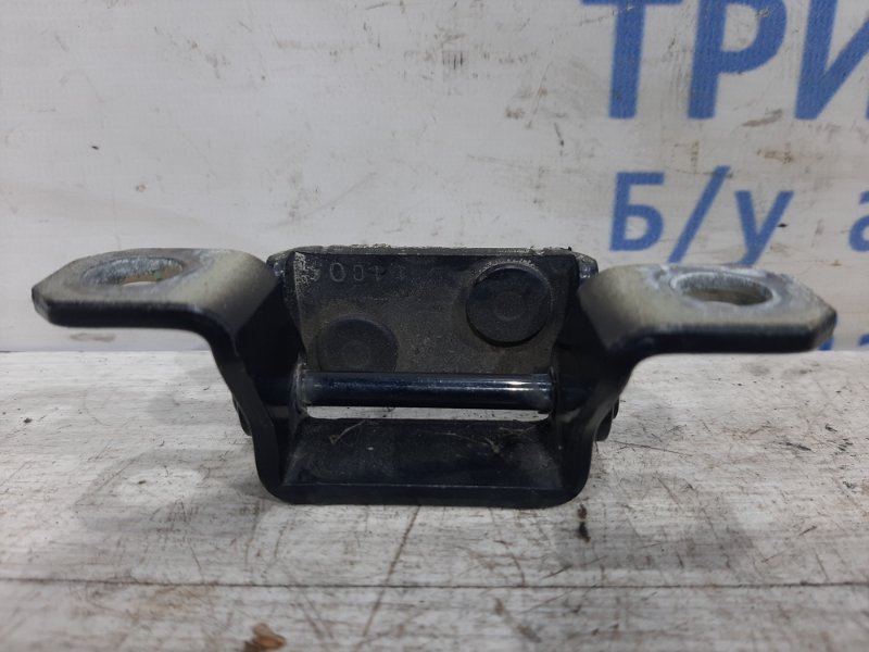 Петля крышки багажника левая левая Chevrolet Captiva C140 2.2 diesel