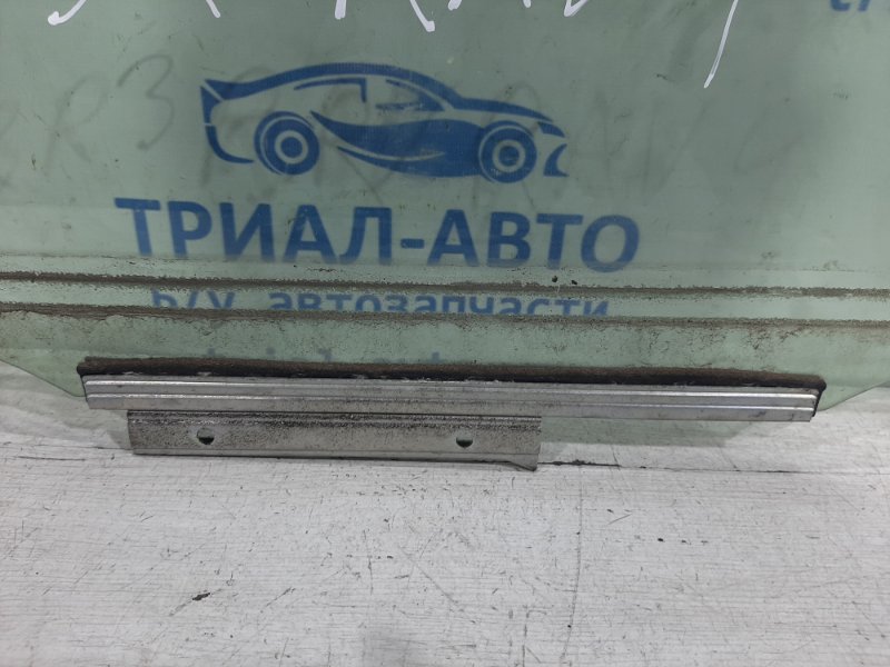 Стекло двери заднее правое RAV 4 2005-2012 A30 2.0 бензин