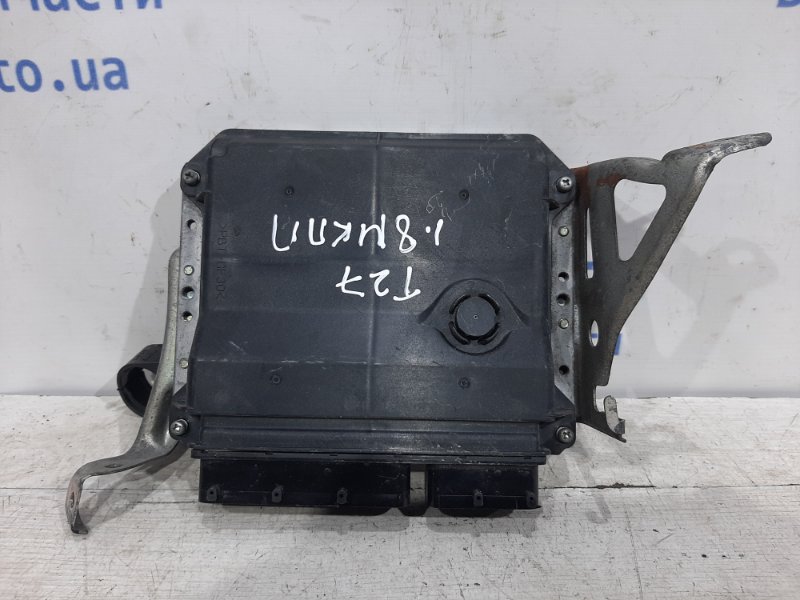 Блок управления двигателем Toyota Avensis 2009-2018 T27 1.8 бензин 8966105D80 Б/У