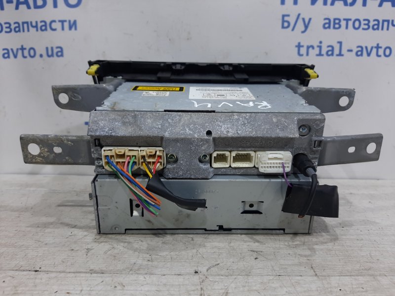 Магнитофон Toyota RAV 4 A30 2.0 бензин