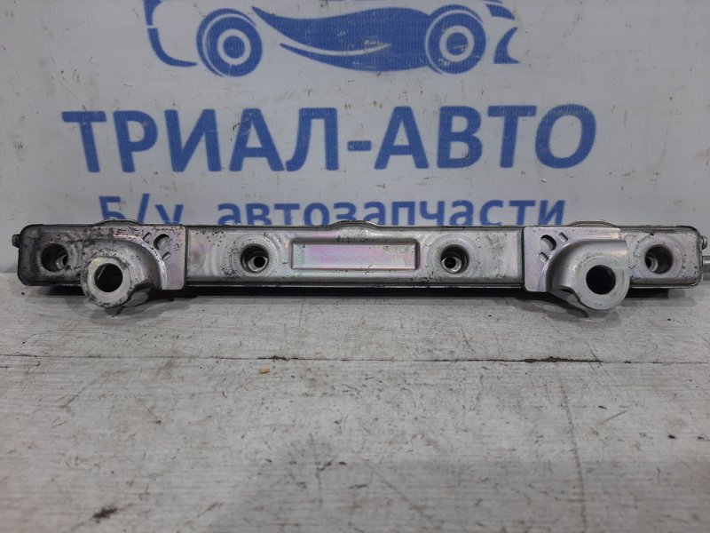 Топливная рампа Toyota Avensis T27 1.8 бензин