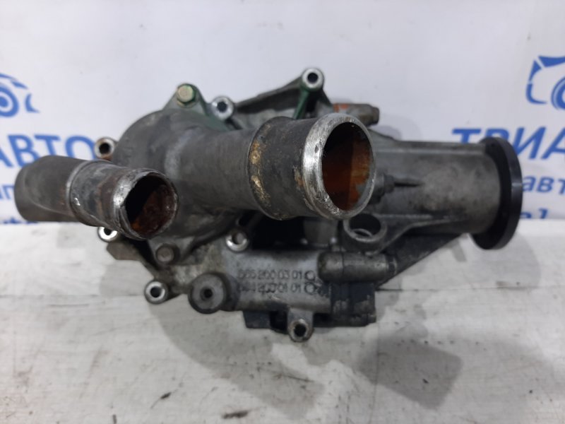 Помпа SsangYong Rexton 2001-2007 Y200 2.7 D27DT 6652000301 Б/У