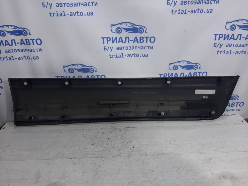 Накладка двери передняя левая Pajero Wagon 1999-2006 3 3.2 дизель