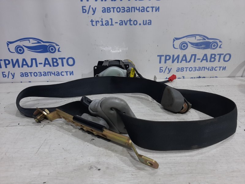 Ремень безопасности передний левый Mitsubishi Pajero Wagon 1999-2006 3 3.2 дизель MR788902 Б/У