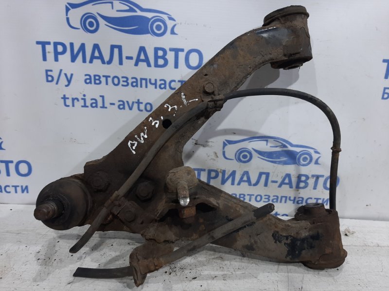 Рычаг задний поперечный верхний левый Mitsubishi Pajero Wagon 1999-2006 3 3.2 дизель MR508131 Б/У