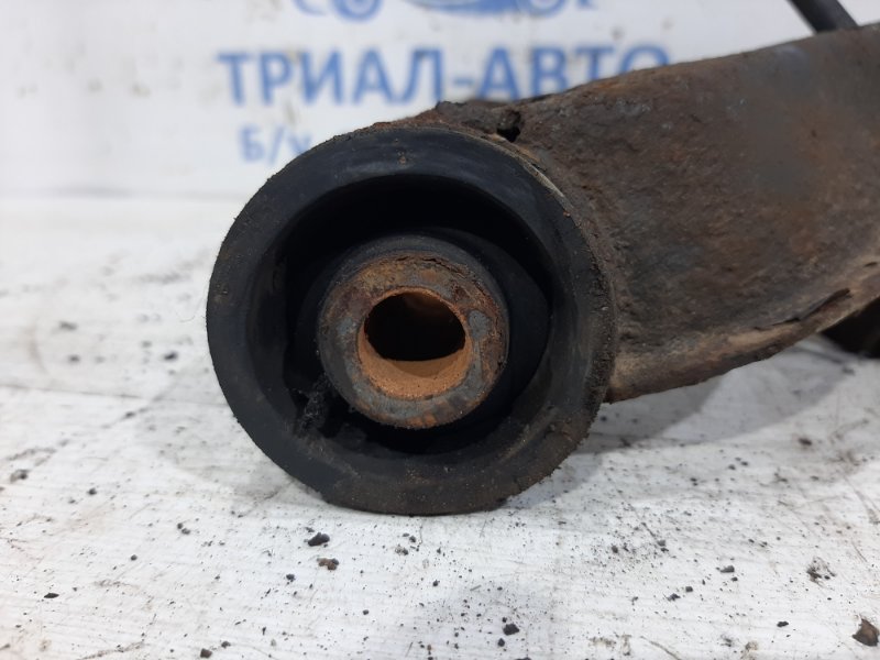 Рычаг передний верхний левый Pajero Wagon 1999-2006 3 3.2 дизель Рычаг передний верхний левый Pajero Wagon 1999-2006 3 3.2 дизель