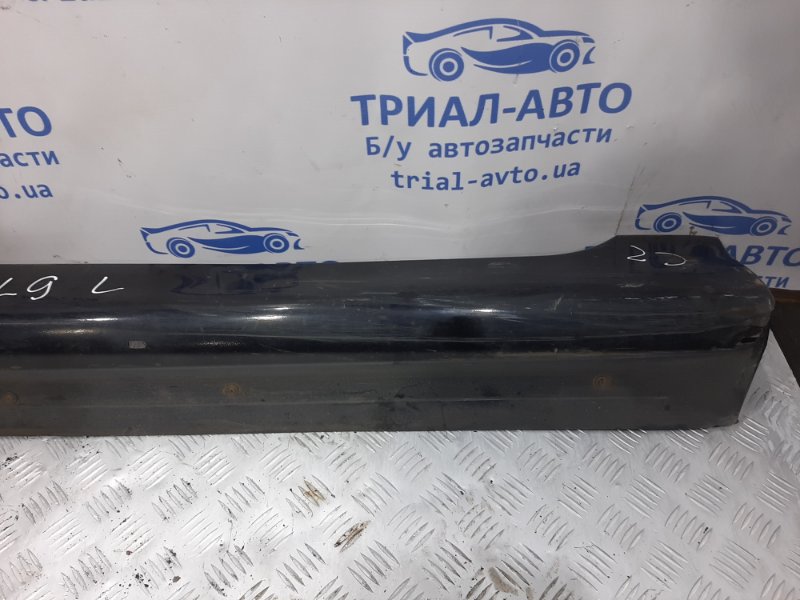 Накладка порога внешняя левая Lancer 2003-2009 9 1.6