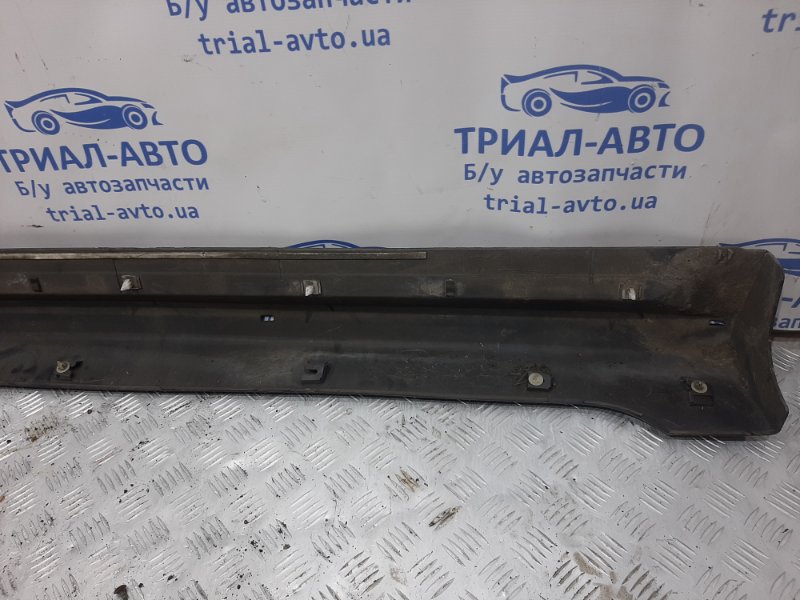Накладка порога внешняя левая Lancer 2003-2009 9 1.6