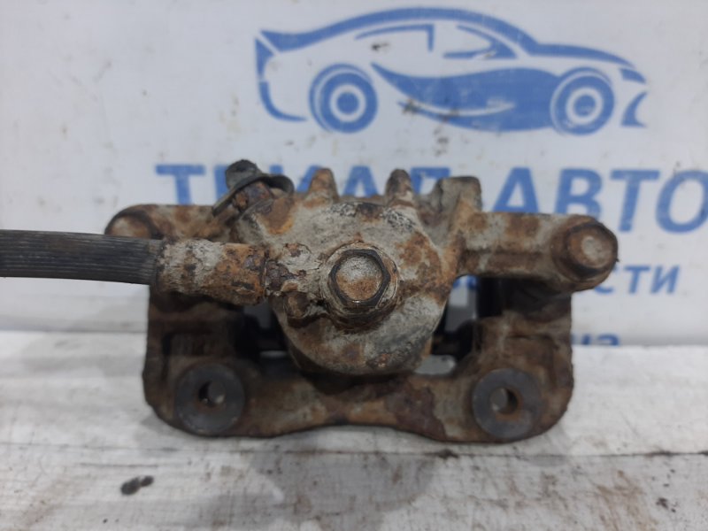 Суппорт задний правый Hyundai Tucson JM 2.0 diesel
