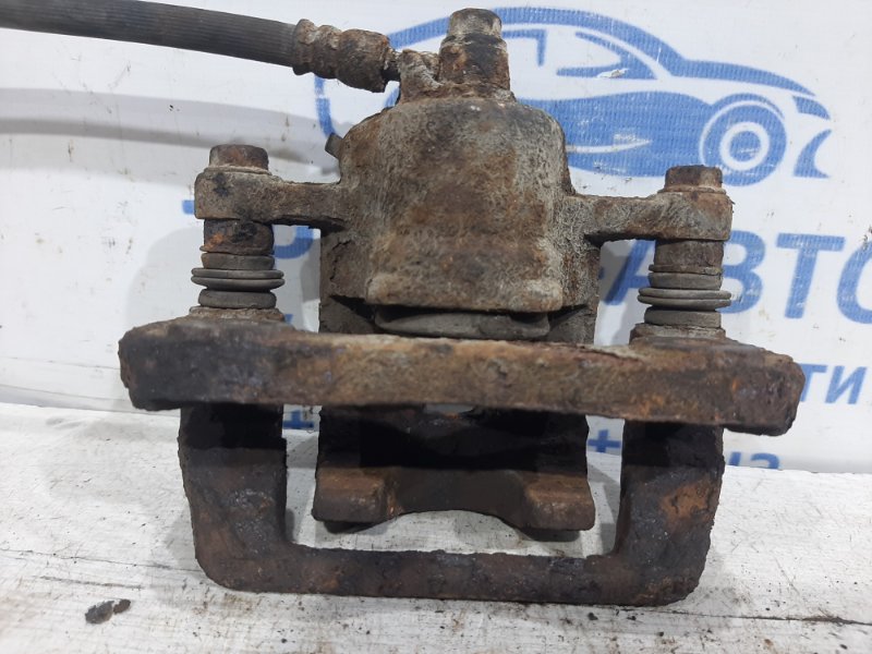 Суппорт задний правый Tucson 2004-2009 JM 2.0 diesel