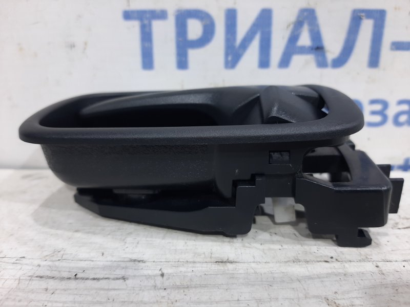 Ручка двери внутренняя левая Lancer 2003-2009 9 1.6