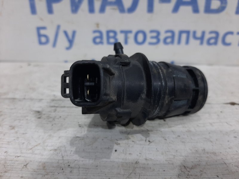 Насос омывателя стекла Toyota Prado 2002-2009 J120 3.0 Diesel 85330-60160 Б/У
