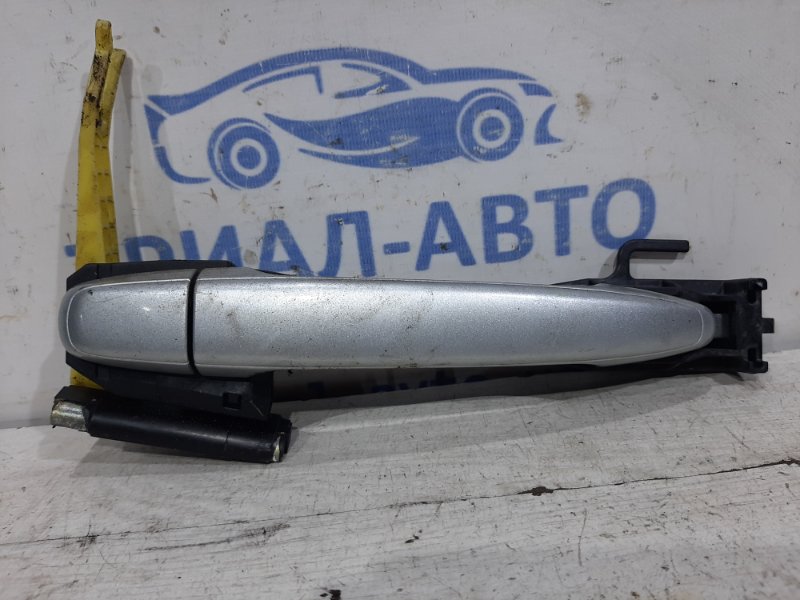 Ручка двери внешняя задняя левая Toyota Prado 2002-2009 J120 3.0 Diesel 6921128070C1 Б/У