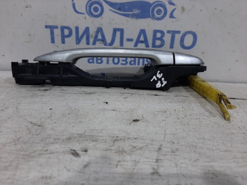 Ручка двери внешняя задняя левая Prado 2002-2009 J120 3.0 Diesel