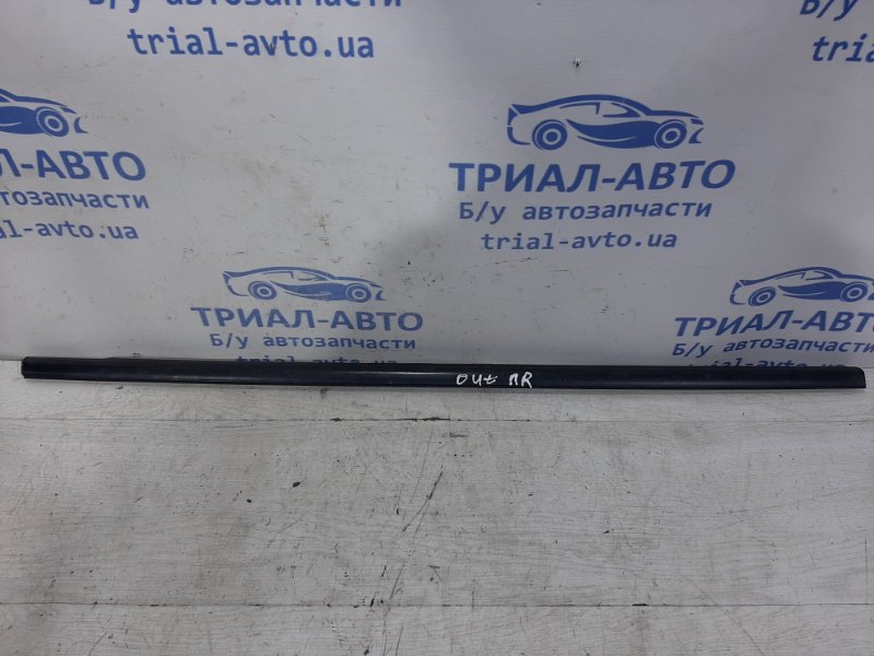 Молдинг стекла двери передний Mitsubishi Outlander 2003-2007 CU 2.4 бензин 4G69 MR487152 Б/У