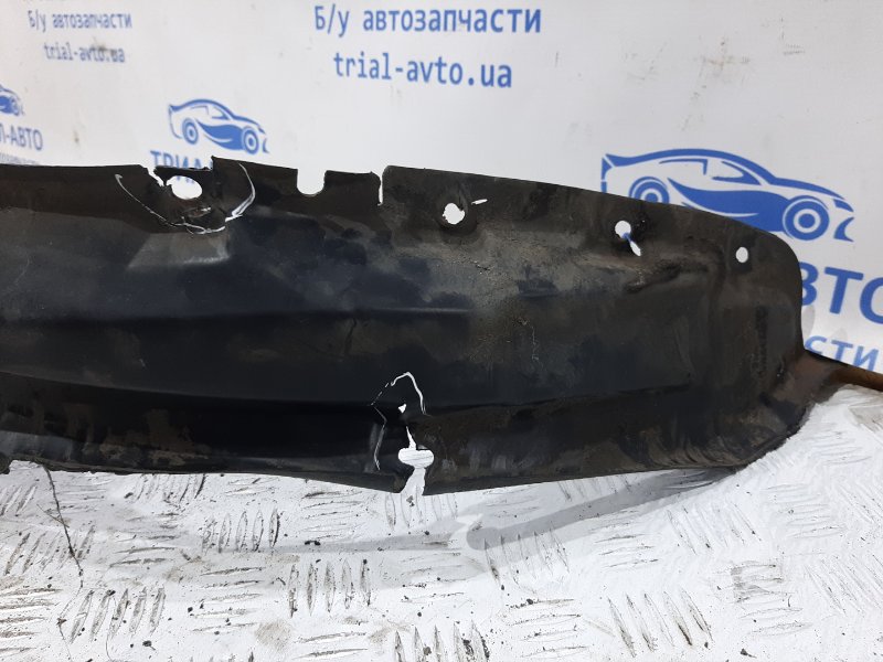 Подкрылок передний правый Pajero Sport 1996-2008 K9 2.5 Diesel