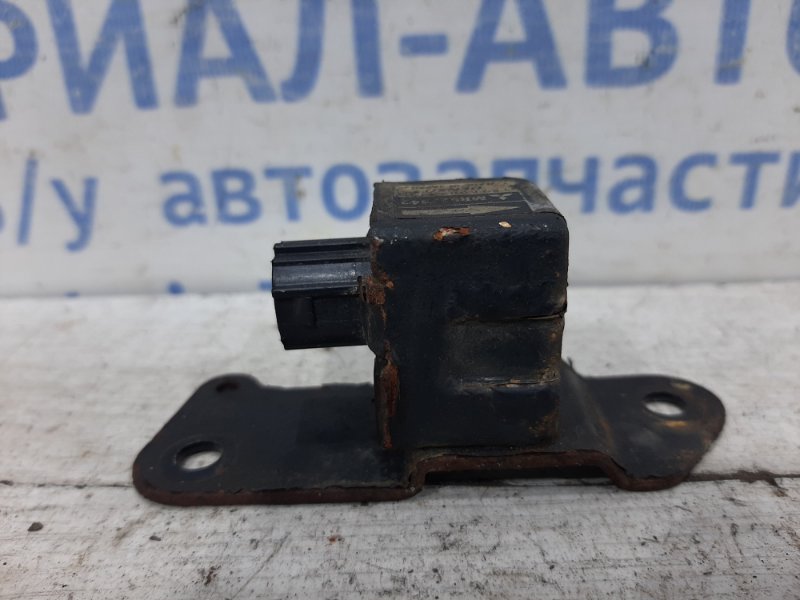 Датчик AIRBAG (удара) Mitsubishi Pajero Sport 1996-2008 K9 2.5 Diesel 4D56 MR522942 Б/У