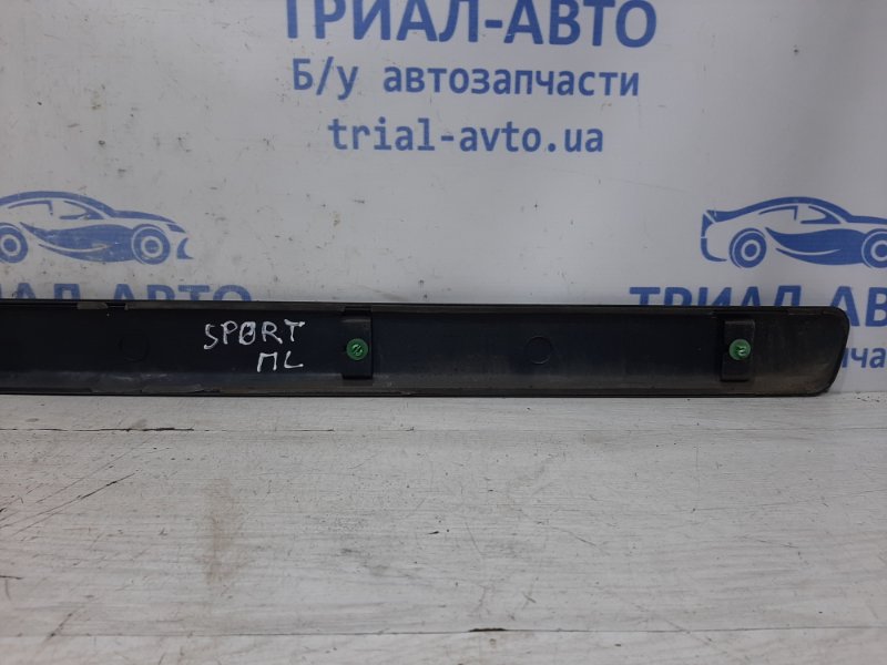 Накладка двери передняя левая Pajero Sport 1996-2008 K9 2.5 Diesel