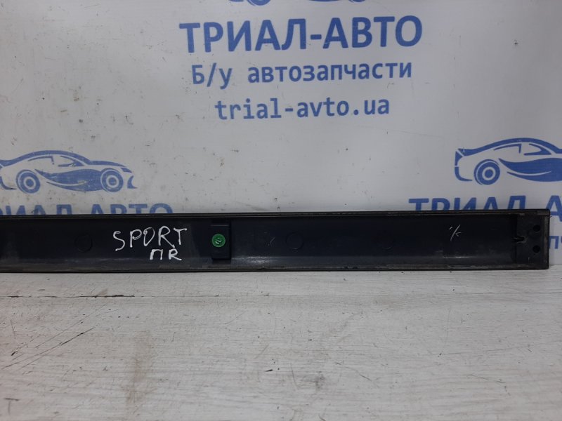 Накладка двери передняя правая Pajero Sport 1996-2008 K9 2.5 Diesel
