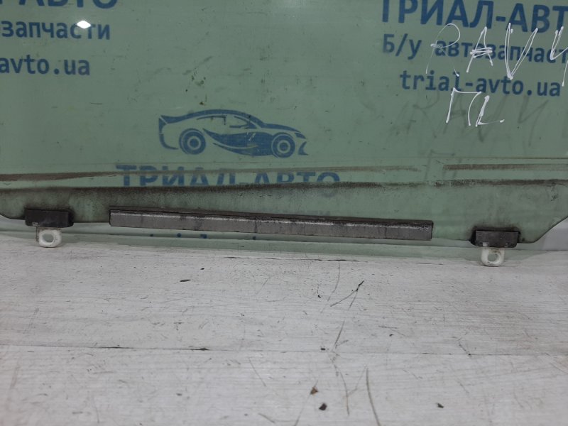 Стекло двери переднее левое RAV 4 2005-2012 A30 2.0 бензин