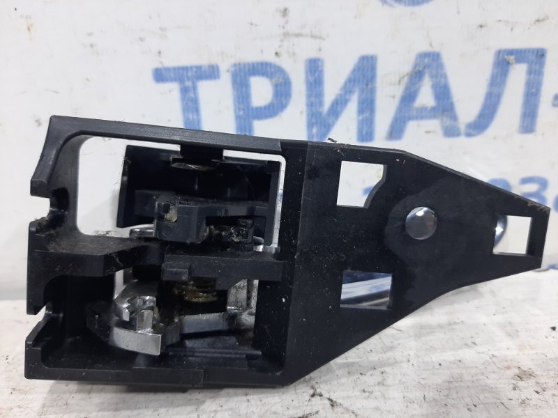 Ручка двери внутренняя правая Toyota RAV 4 A30 2.0 бензин