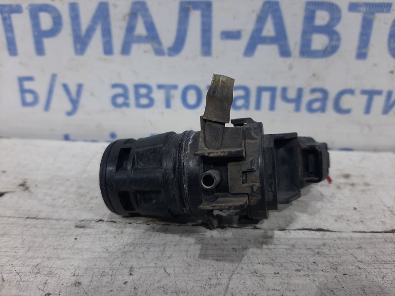 Насос омывателя стекла RAV 4 2005-2012 A30 2.0 бензин