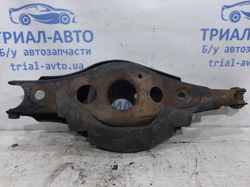 Рычаг задней подвески нижний поперечный (под пружину) Toyota RAV 4 2005-2012 A30 2.0 бензин 4873042050 Б/У
