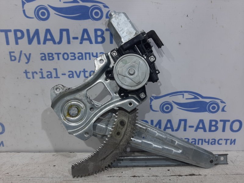 Стеклоподъемник задний правый Nissan Tiida 2004-2014 C11 1.6 Бензин HR16 МКПП 82720EE00B Б/У