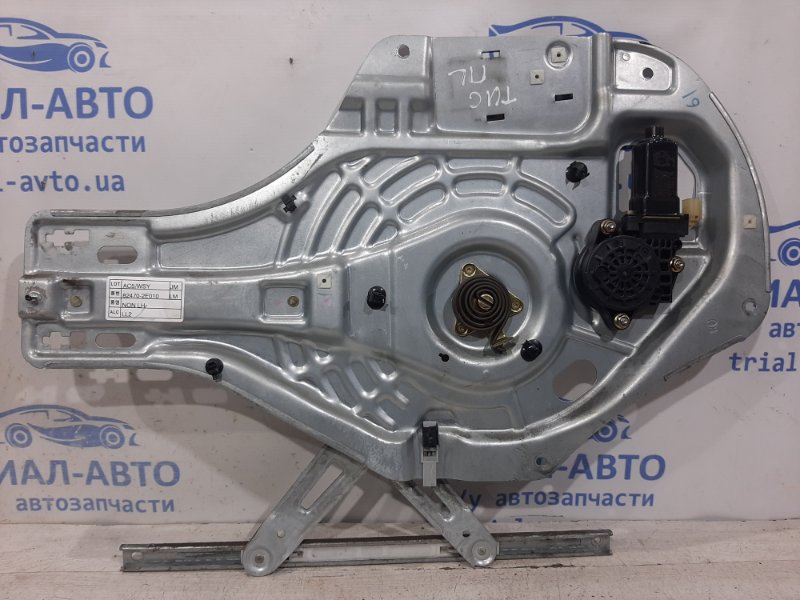 Стеклоподъемник передний левый Hyundai Tucson 2004-2009 JM 2.0 diesel D4EA МКПП 824502E000 Б/У