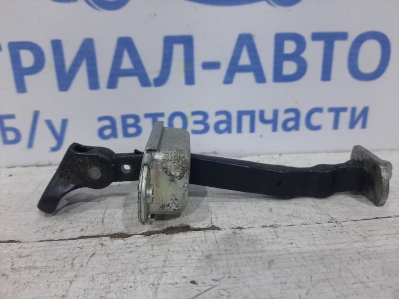 Ограничитель двери задний левый Nissan Tiida 2004-2014 C11 1.6 Бензин HR16 МКПП 82430ED00A Б/У