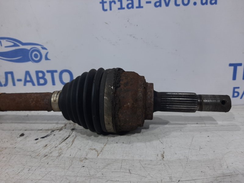 Привод передний правый МКПП Nissan Tiida C11 1.6 Бензин HR16 МКПП