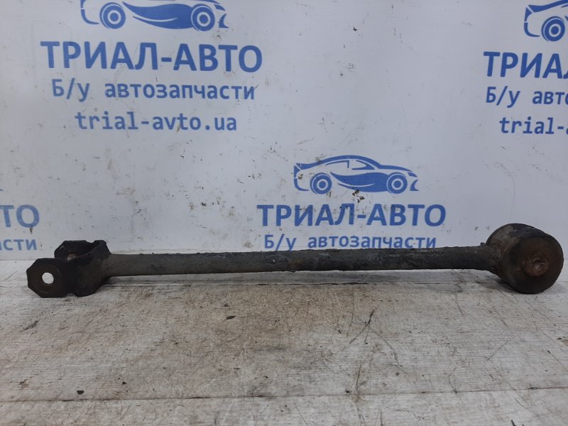 Рычаг задний продольный Hyundai Tucson 2004-2009 JM 2.0 diesel D4EA МКПП 551102E101 Б/У