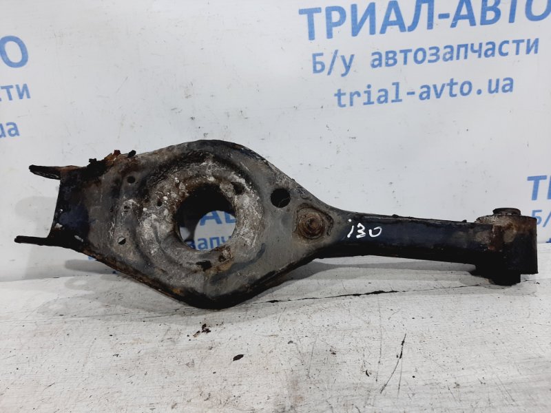 Рычаг задней подвески нижний поперечный (под пружину) Hyundai I30 2011-2017 GD 1.6 Дизель D4FB МКПП 55210-A6100 Б/У