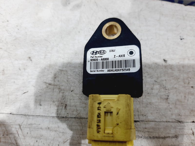 Датчик AIRBAG (удара) Hyundai I30 GD 1.6 Дизель D4FB МКПП