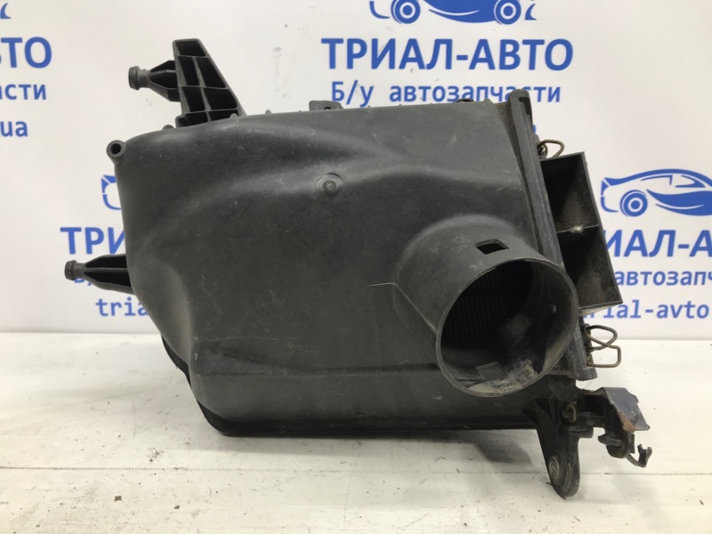 Корпус воздушного фильтра Nissan X-Trail T31