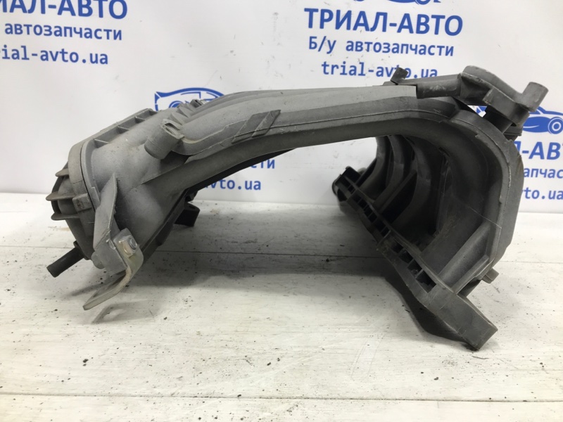 Коллектор впускной пластик Qashqai 2006-2013 J10 2.0 Бензин