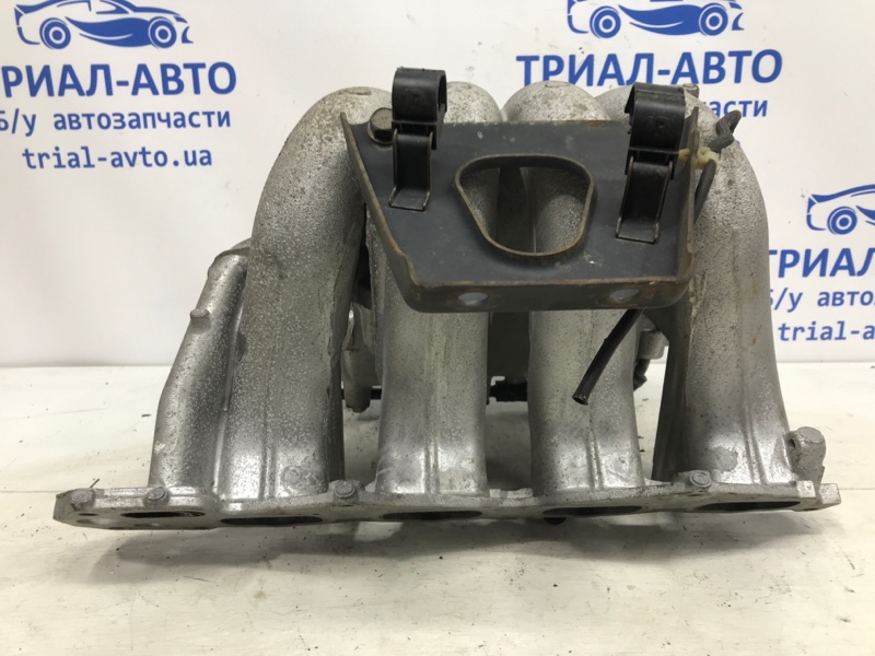 Коллектор впускной металл Mitsubishi Outlander 2003-2007 CU 2.4 бензин 4G69 MN143750 контрактная