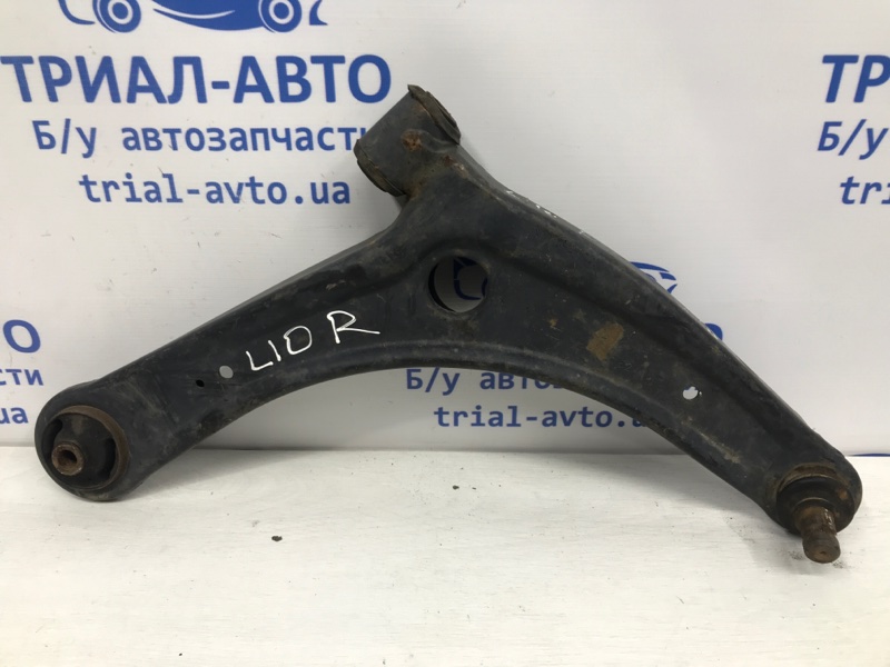 Рычаг правый Mitsubishi Lancer 2007-2017 10 4013A218 контрактная